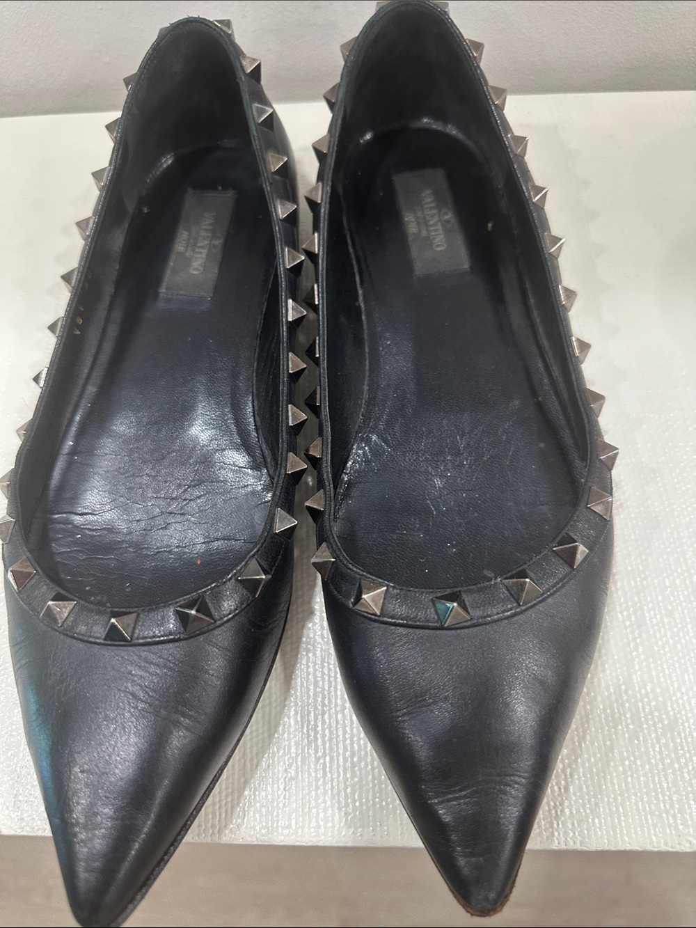 Valentino Garavani Black Leather Rockstud Pointed Flats